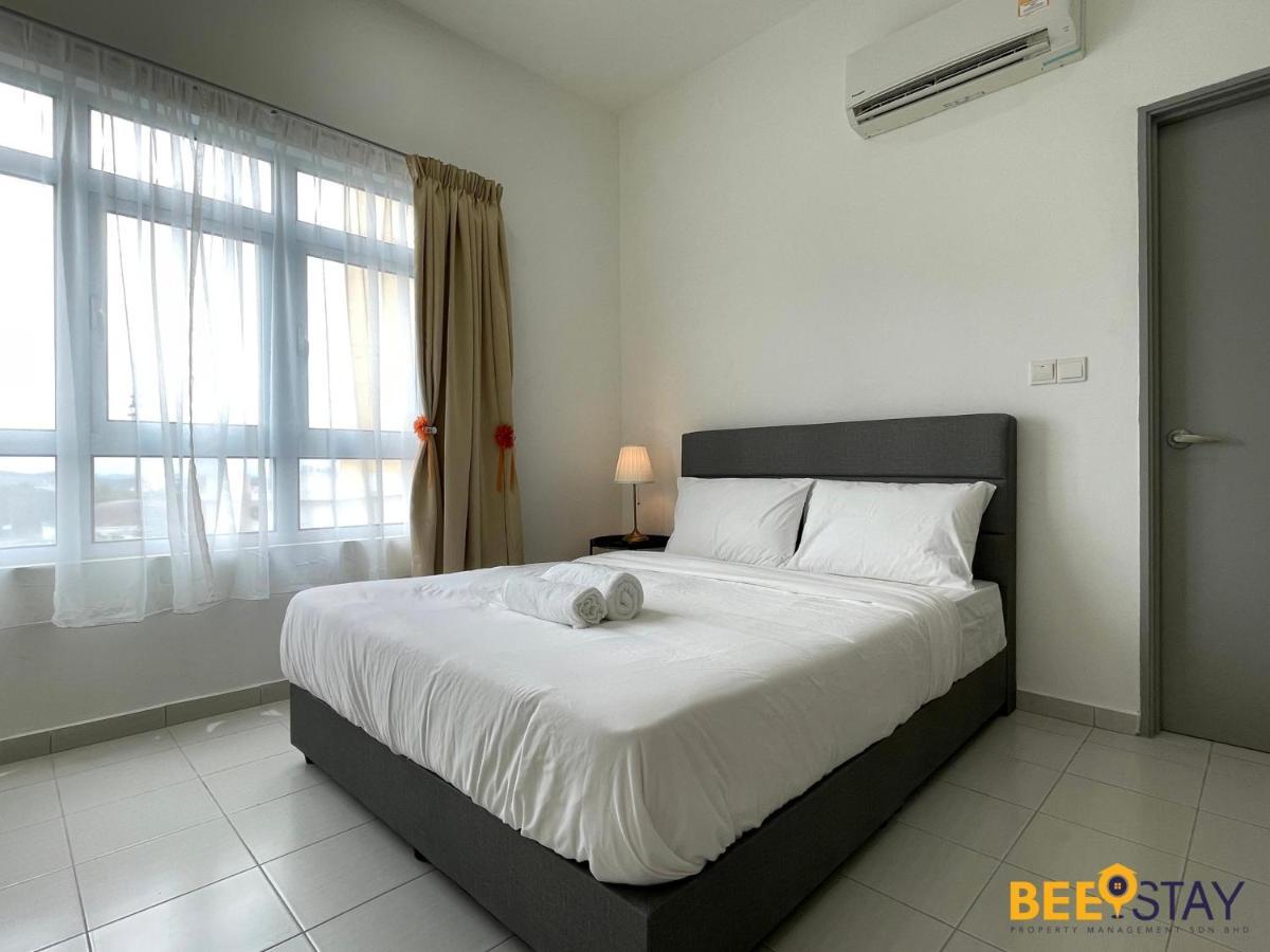 Mesa Hill Nilai By Beestay Management Buitenkant foto